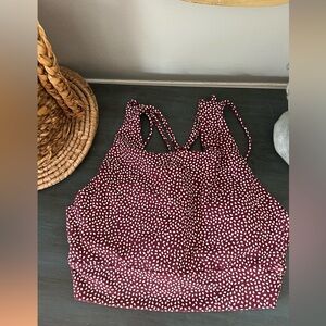 BuffBunny Rosa Sports Bra in burgundy with extender Medium size